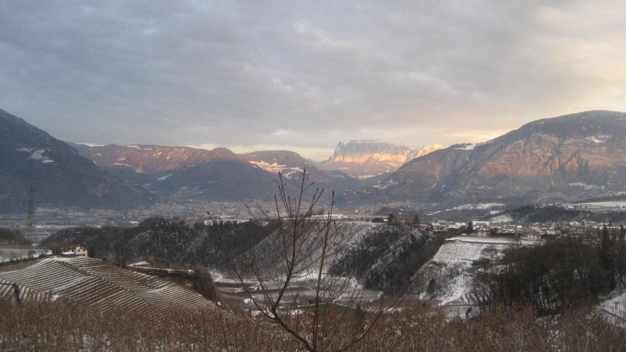 Gfillhof Ferienwohnung 1 Appiano Sulla Strada Del Vino Luaran gambar